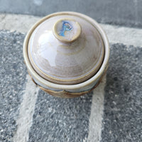 Bowl w/ lid, flower