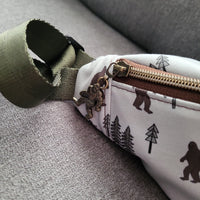 BIG FOOT, one zipper fanny/sling