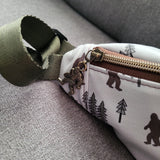 BIG FOOT, one zipper fanny/sling
