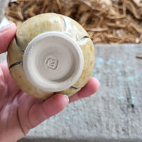 Bowl w/ lid, flower