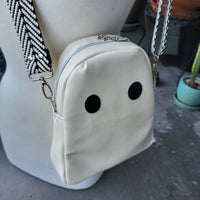 Luna No.1 , Ghost Bag