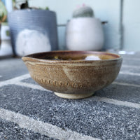 Pouring Bowl Tan w/ dashes