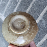 Pouring Bowl Tan w/ dashes