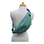 AVOCADO, one zipper fanny/sling