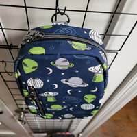 UFO.  Simplicity Sling Bag