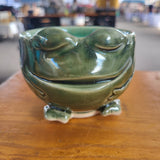 Frog bowl.  No hole