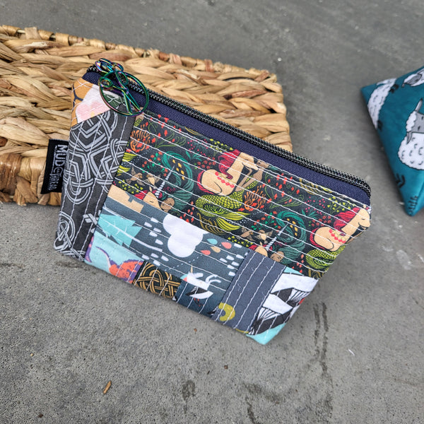 QAYG Pouch (32), yarn sheep
