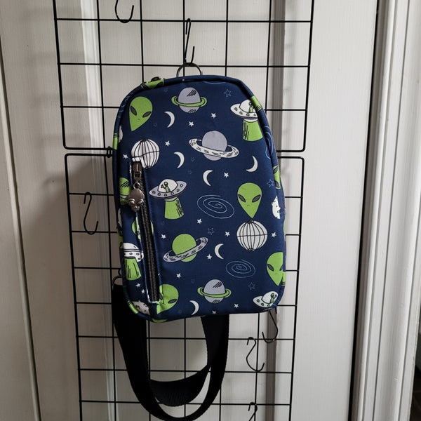 UFO.  Simplicity Sling Bag