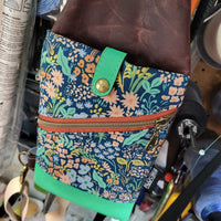 Tiny Flowers, Mini-Travel Slingbag