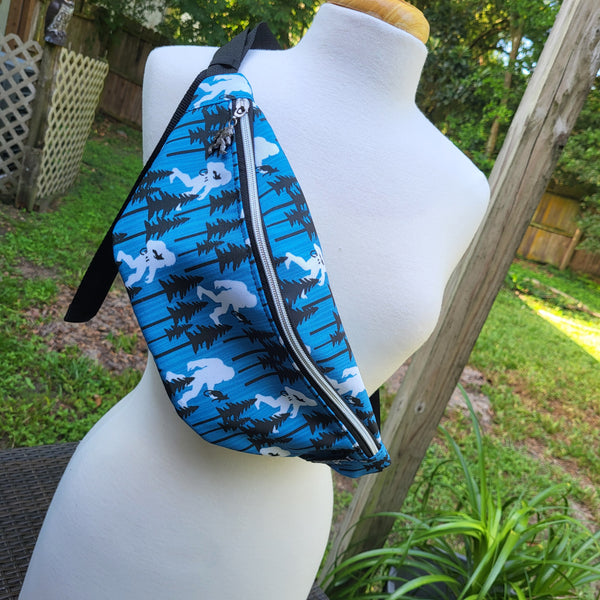 Big Foot&Cat, one zipper fanny/sling