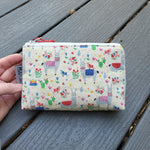 Llamas. Olivia Triangle Pouch
