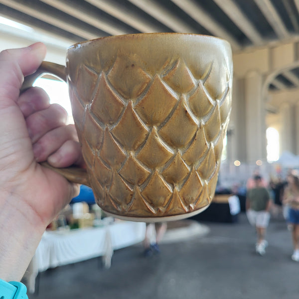 Scales Mug 9.25