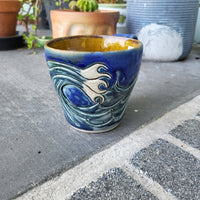 barrel wave mug
