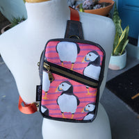 Puffin (1), Gray wax Canvas