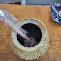 Honey Pot w/ lid, bowl