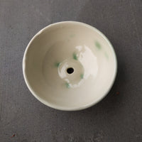 white/green Planter