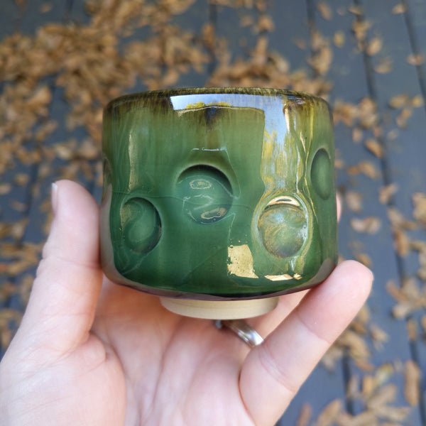 Green shimmer circles bowl 3/22
