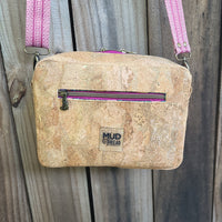 Cat on Natural & Gold Fleck Cork, Lilia Bag