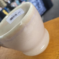 Lines on bottom, Mug 6/22