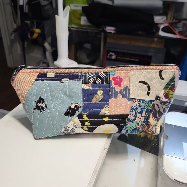 QAYG Pouch (5), LINING Lucky Cats