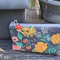 Wildwood Garden SM. Olivia Triangle Pouch