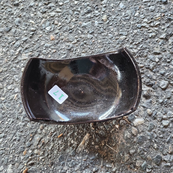 black. Tray 4/23