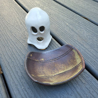 Raw glaze. Tray