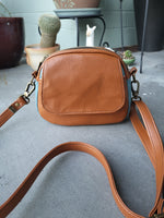 COOS/brown/blue Vinyl, itty bitty Bowler Bag